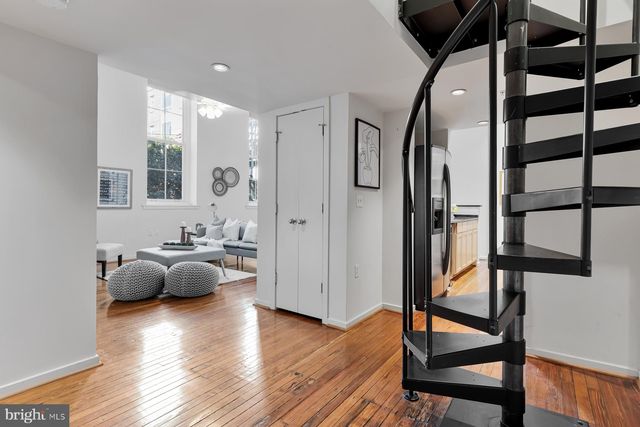 $299,500 | 112 East West Street, Unit 102, Baltimore, MD 21230