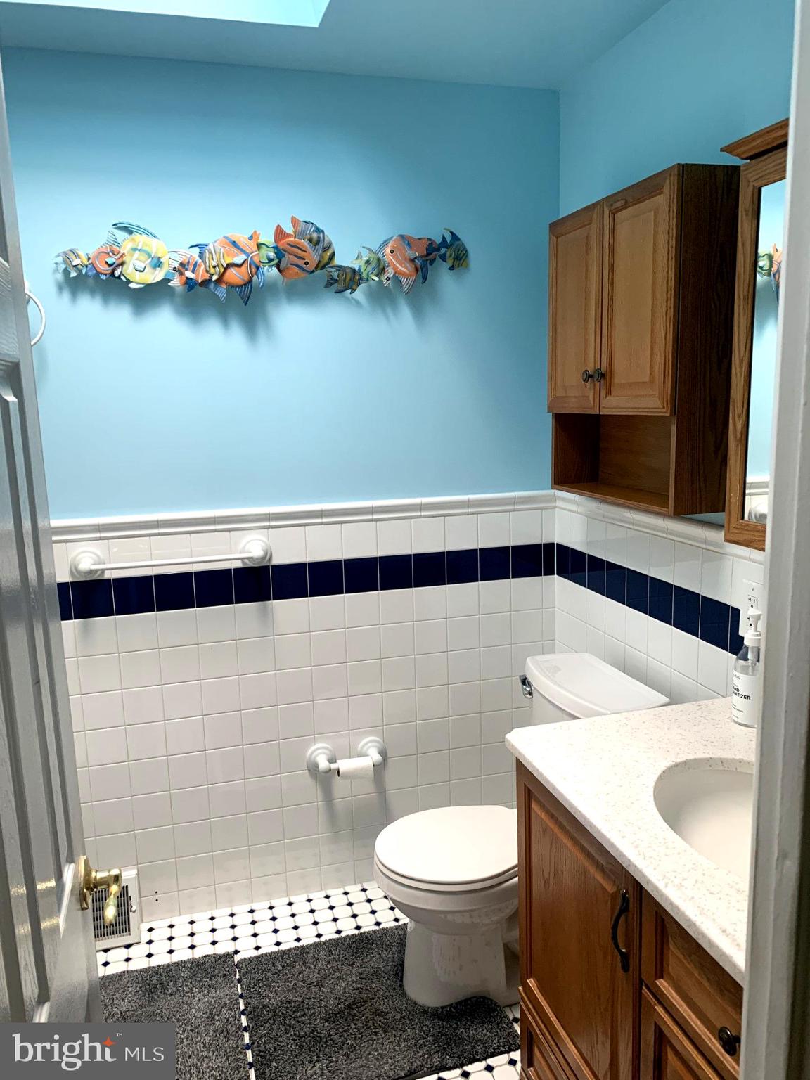 3703 Bellaire Road Philadelphia, PA 19154 - Photo 12 of 15 Main Bathroom