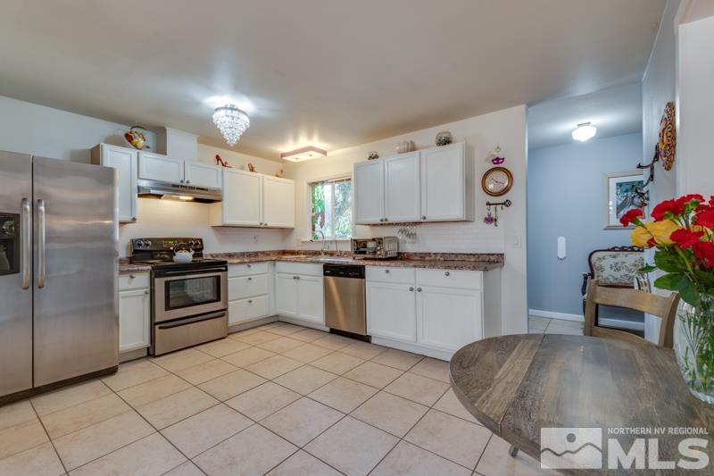 1531 Ebbetts Drive Reno, NV 89503 - Photo 8 of 22 Photo 8