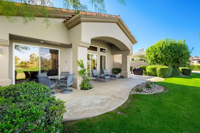 $1,425,000 | 428 Tomahawk Drive, Palm Desert, CA 92211