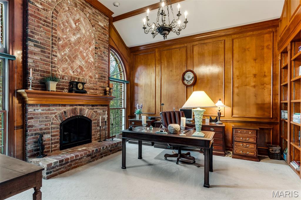 6 Kingspointe Lake Court Chesterfield, MO 63005 - Photo 10 of 20