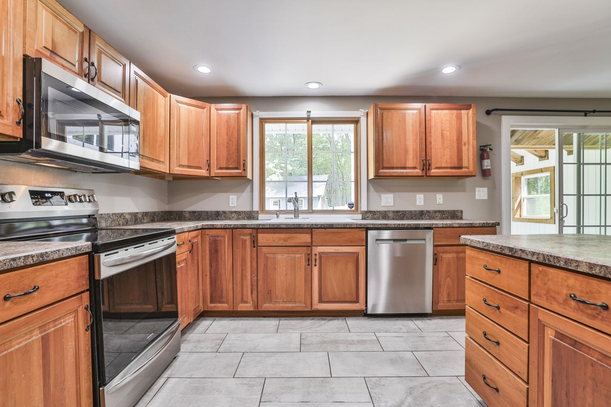 58 Truell Road Hollis, NH 03049 - Photo 18 of 34