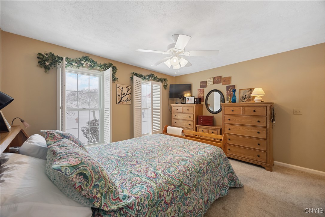 650 Patio Cir Drive Oneida, NY 13421 - Photo 16 of 25 Primary bedroom