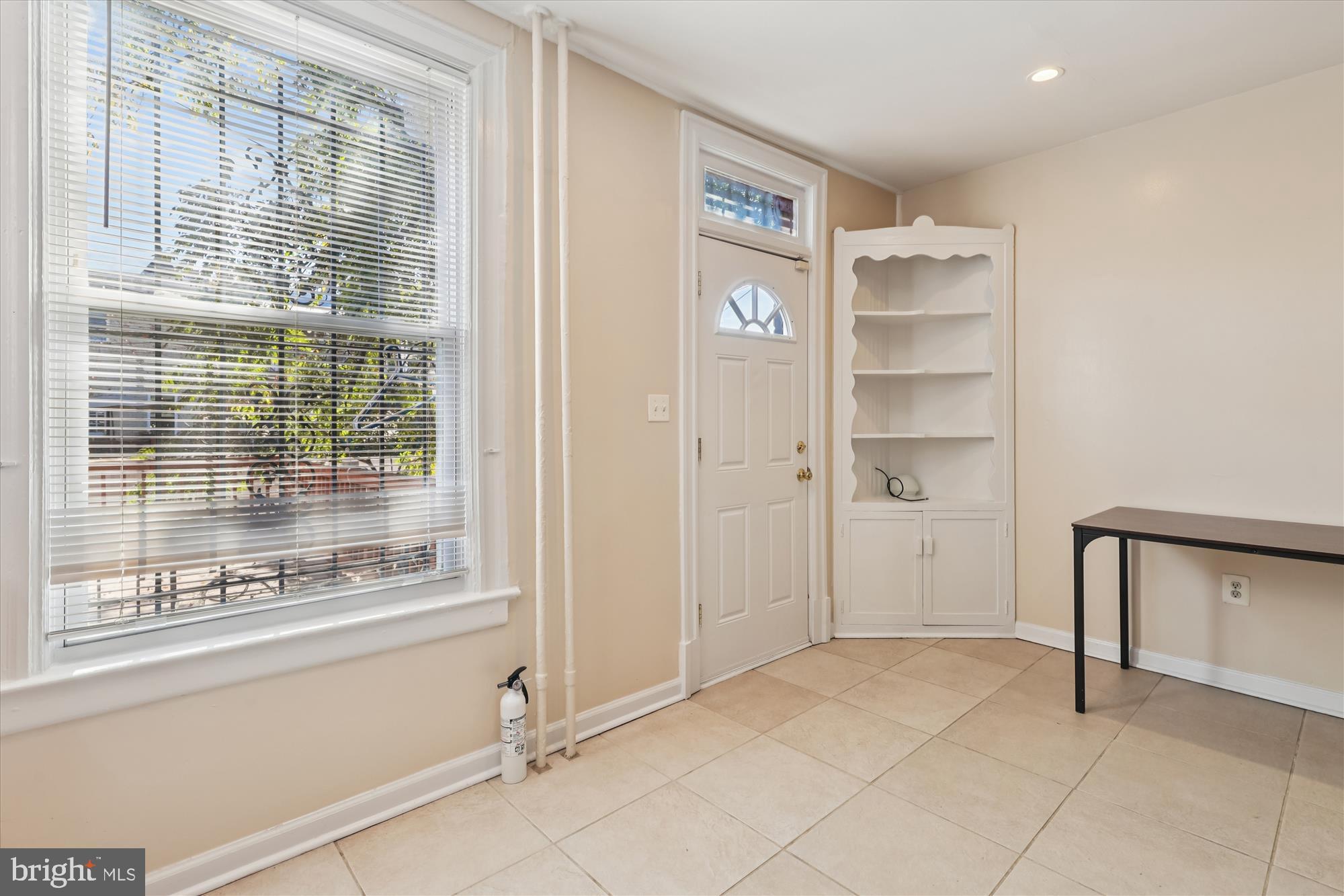 14 Seaton Place Northwest Washington, DC 20001 - Photo 8 of 46 a view of room with window and front door