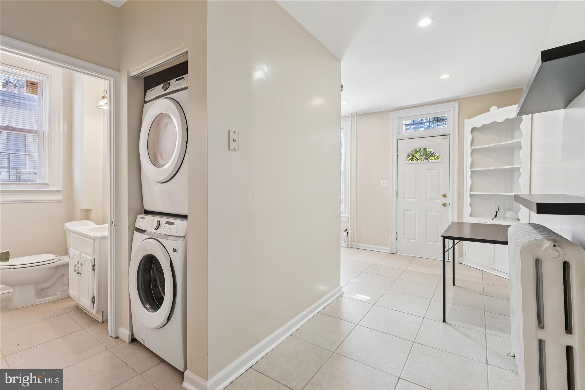 14 Seaton Place Northwest Washington, DC 20001 - Photo 10 of 46 a utility room with dryer and washer
