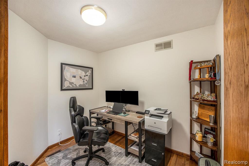 16911 34 Mile Road Armada, MI 48005 - Photo 12 of 42 Gallery Image 12