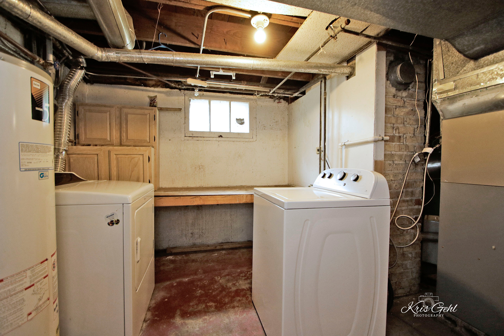 1038 Ferndale Street Gurnee, IL 60031 - Photo 17 of 24 a utility room with dryer and washer