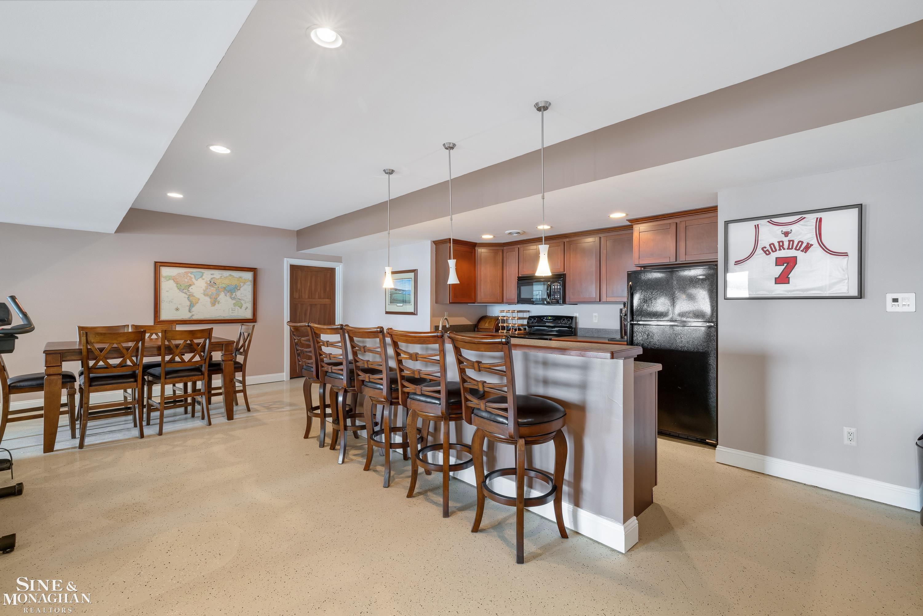 950 North Riverside Avenue St. Clair, MI 48079 - Photo 47 of 99 50179999-8621035a-e2a3-4f9f-b4c1-00c6b7b9ea5c.JPG