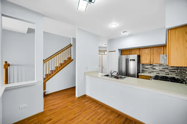 $2,400 | 14857 West Victoria Crossing, Unit 14857, Lockport, IL 60441