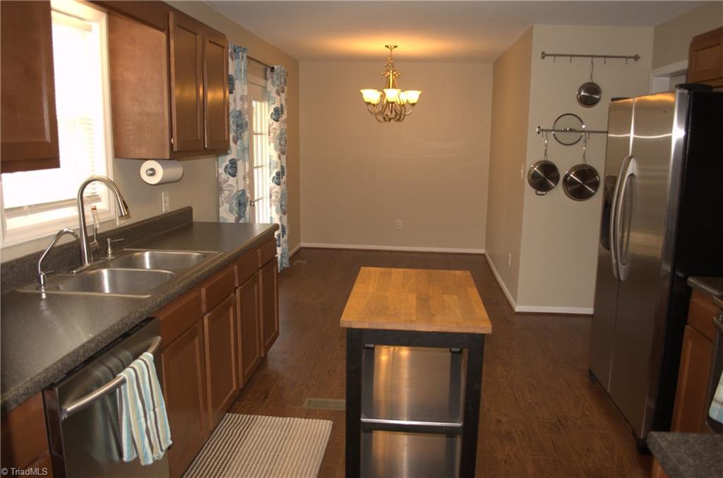 4108 Huff Road Archdale, NC 27263 - Photo 39 of 50 Kitchen