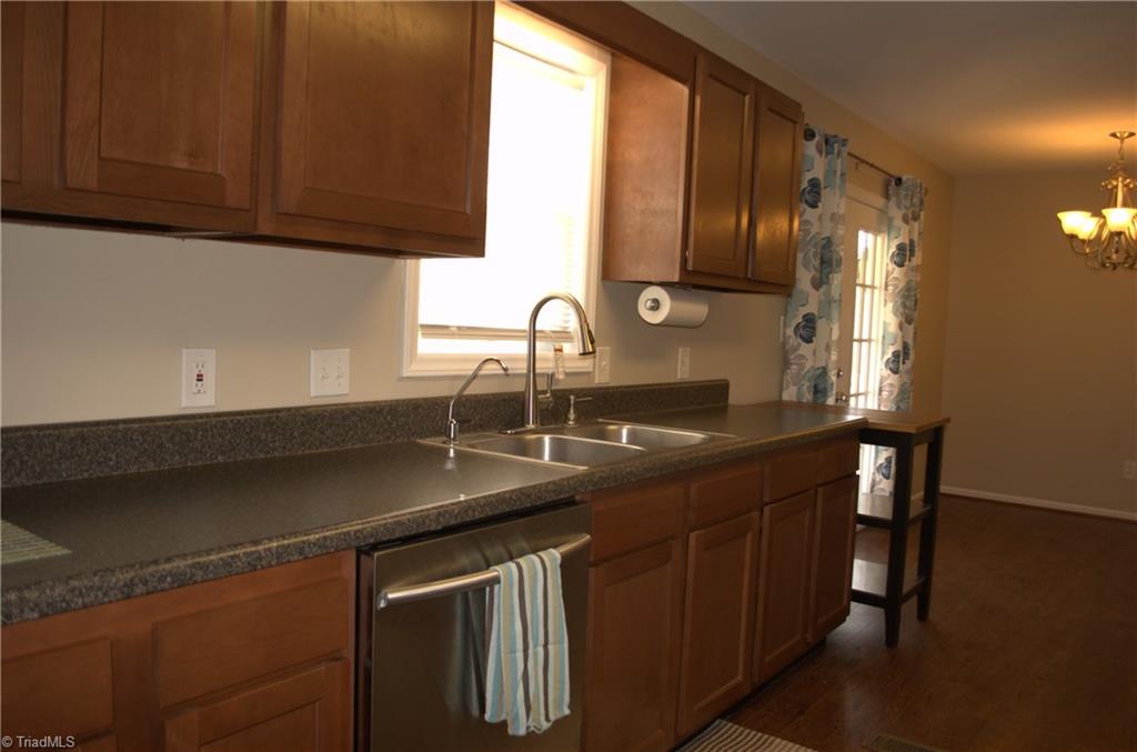 4108 Huff Road Archdale, NC 27263 - Photo 44 of 50 Kitchen