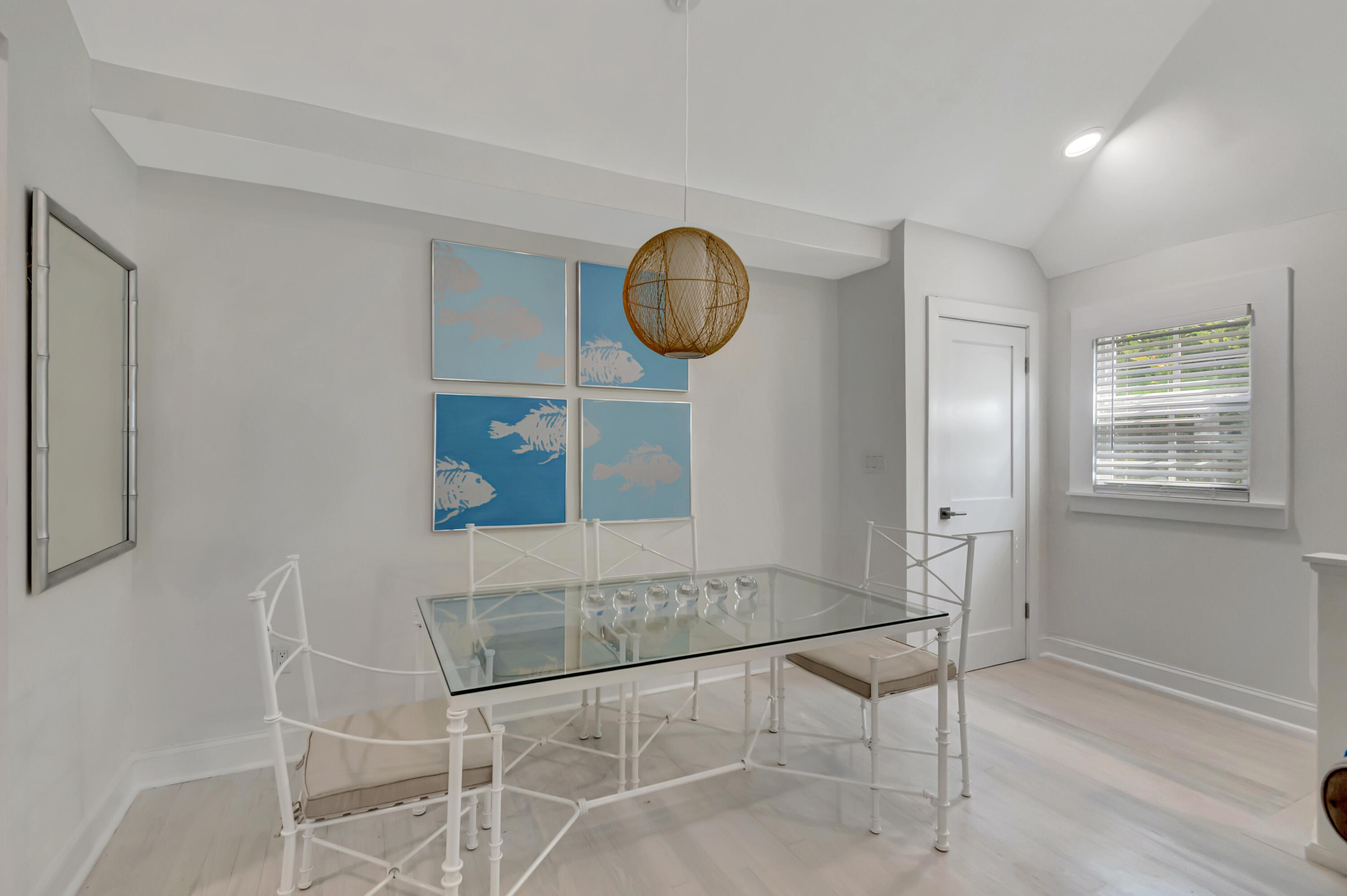 235 Dyer Road, Unit B West Palm Beach, FL 33405 - Photo 6 of 19 Dining area