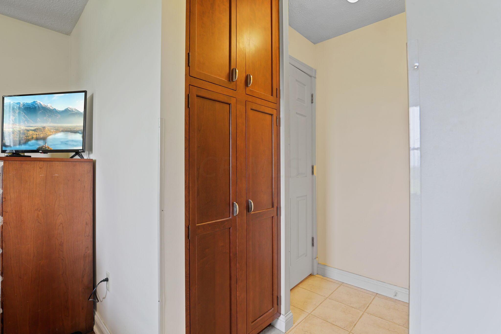 9451 Marietta Road Kingston, OH 45644 - Photo 36 of 74 36-web-or-mls-0N4A7219