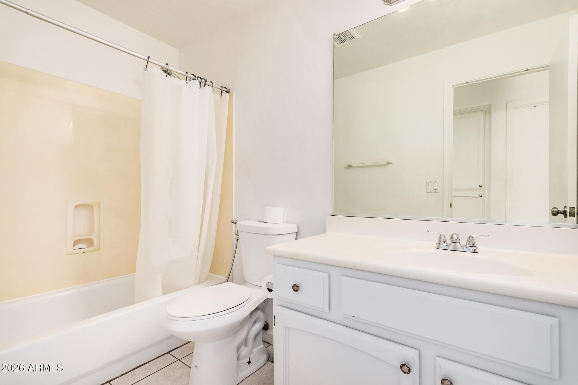 17433 North 20th Street Phoenix, AZ 85022 - Photo 25 of 29 a bathroom with a sink toilet and shower