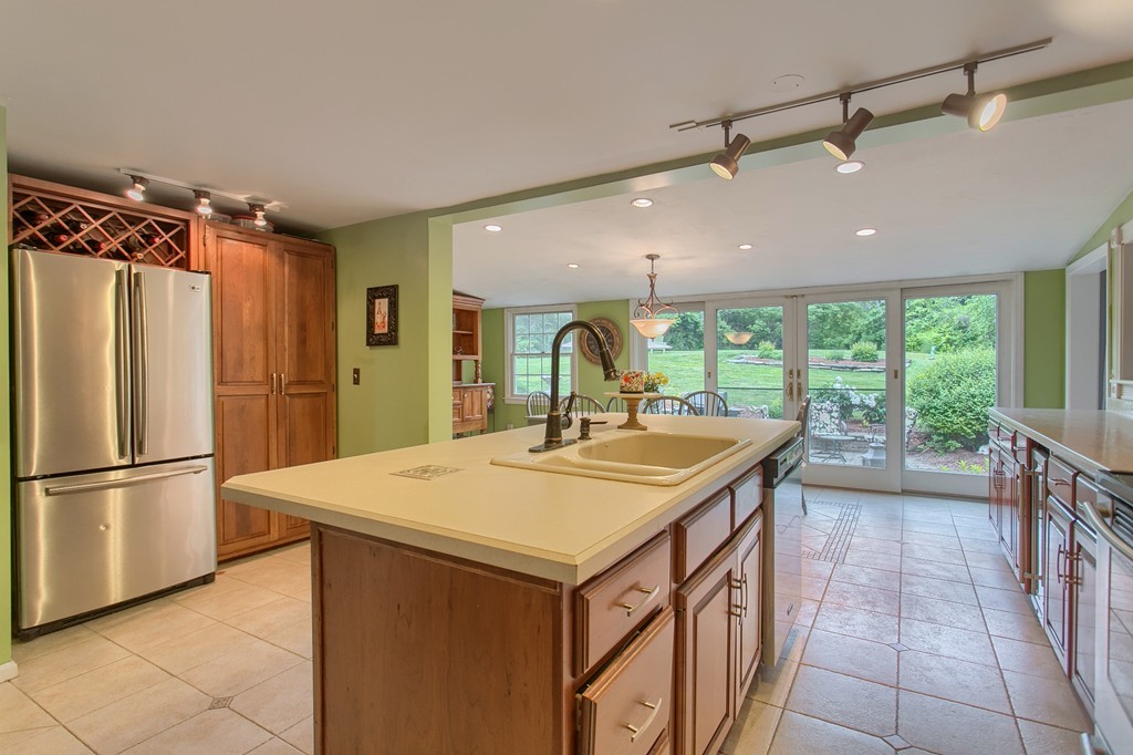 619 Northfield Road Lunenburg, MA 01462 - Photo 8 of 28