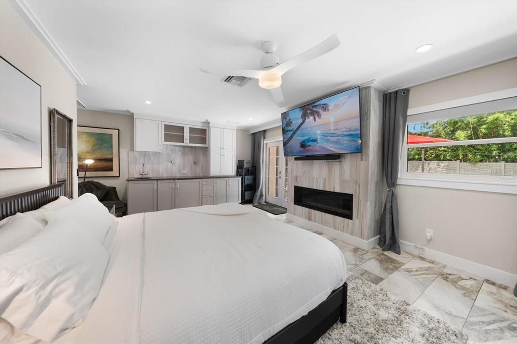 1621 Indian Rocks Road Belleair, FL 33756 - Photo 18 of 59 Gallery Image 18