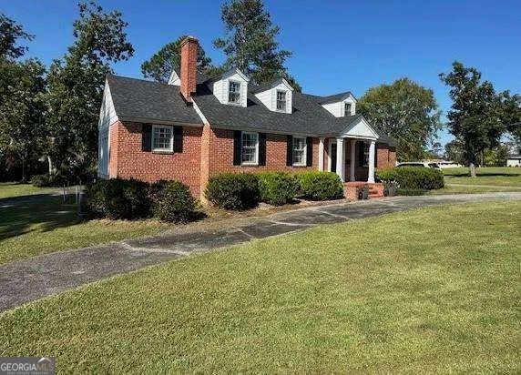 $369,000 | 907 Center Drive, Vidalia, GA 30474