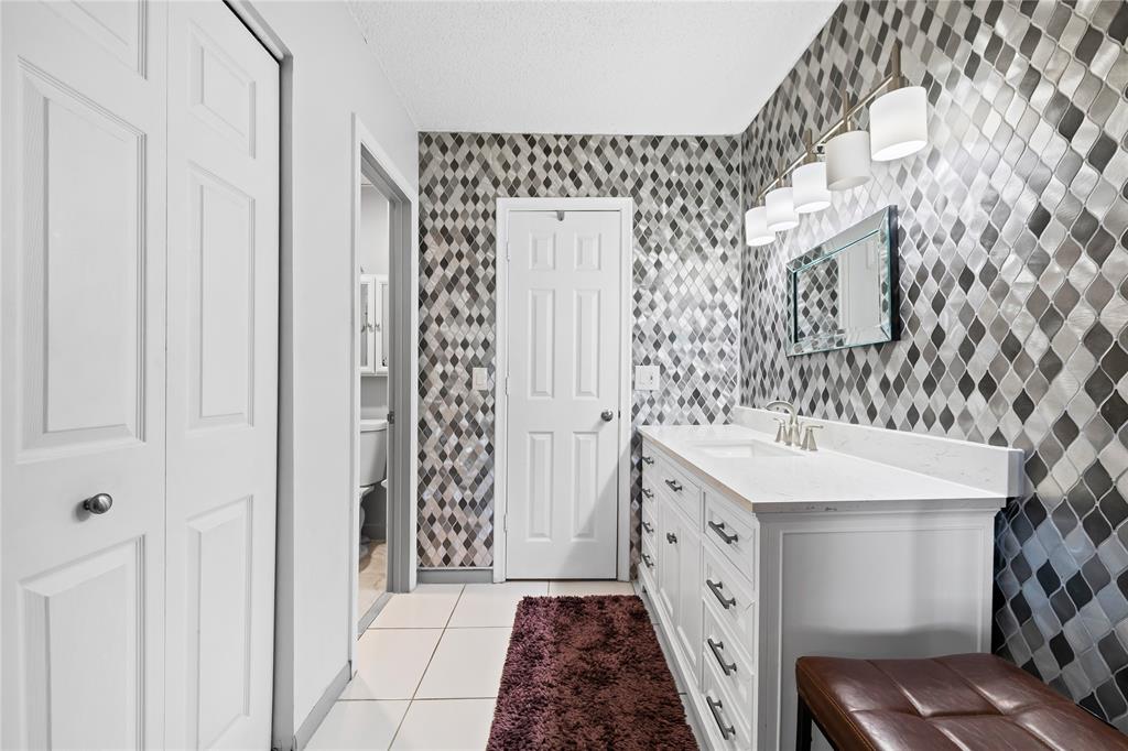 1621 Northwest 20th Avenue, Unit 203 Delray Beach, FL 33445 - Photo 14 of 25