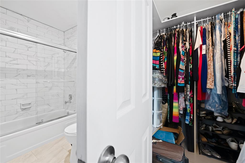 1621 Northwest 20th Avenue, Unit 203 Delray Beach, FL 33445 - Photo 17 of 25