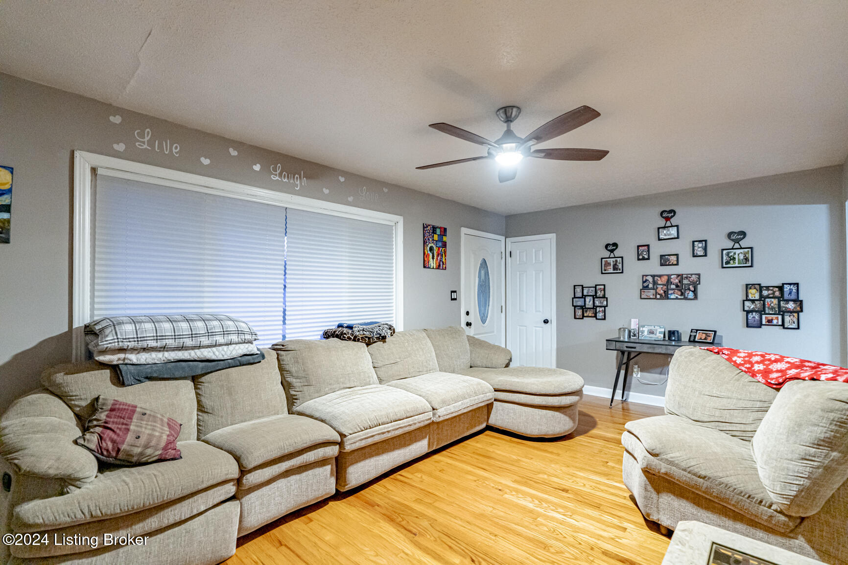 8568 Robbins Road Louisville, KY 40258 - Photo 9 of 39 DSC09786