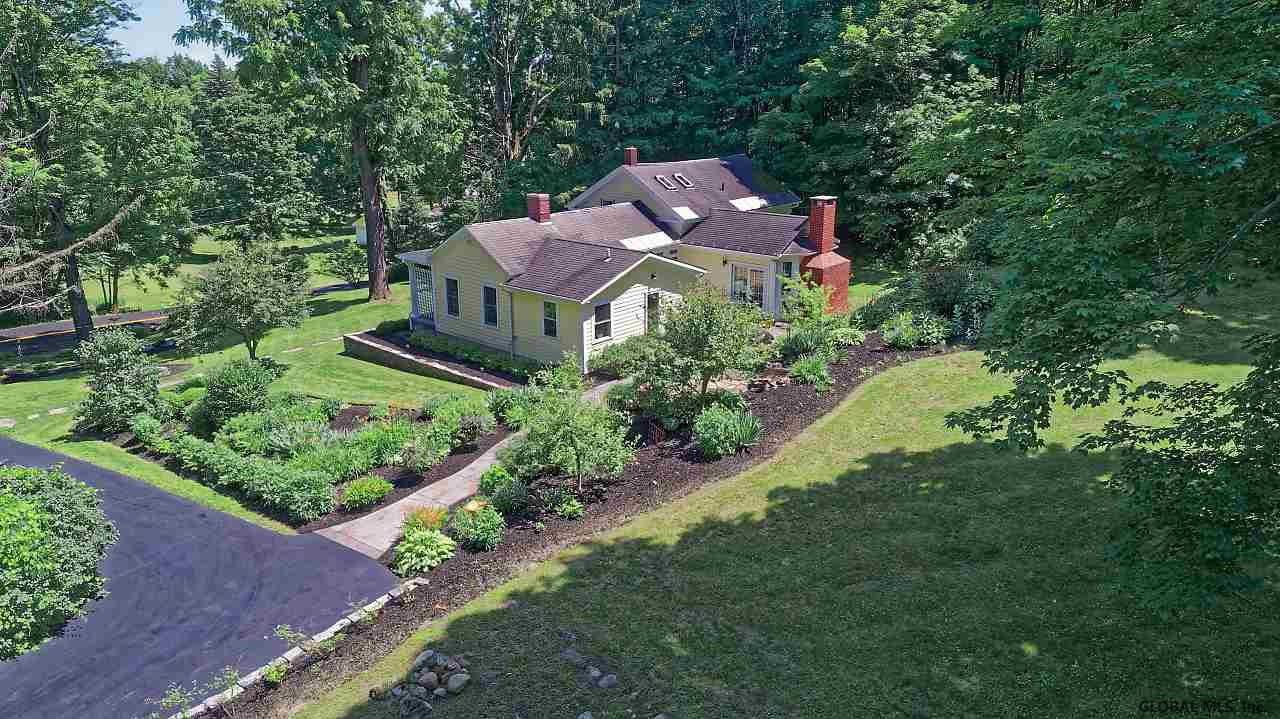 745 Stone Church Road Milton, NY 12850 - Photo 4 of 75 Photo 4