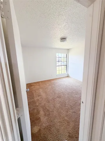 $159,999 | 2910 Tanglewood Drive, Lancaster, TX 75134