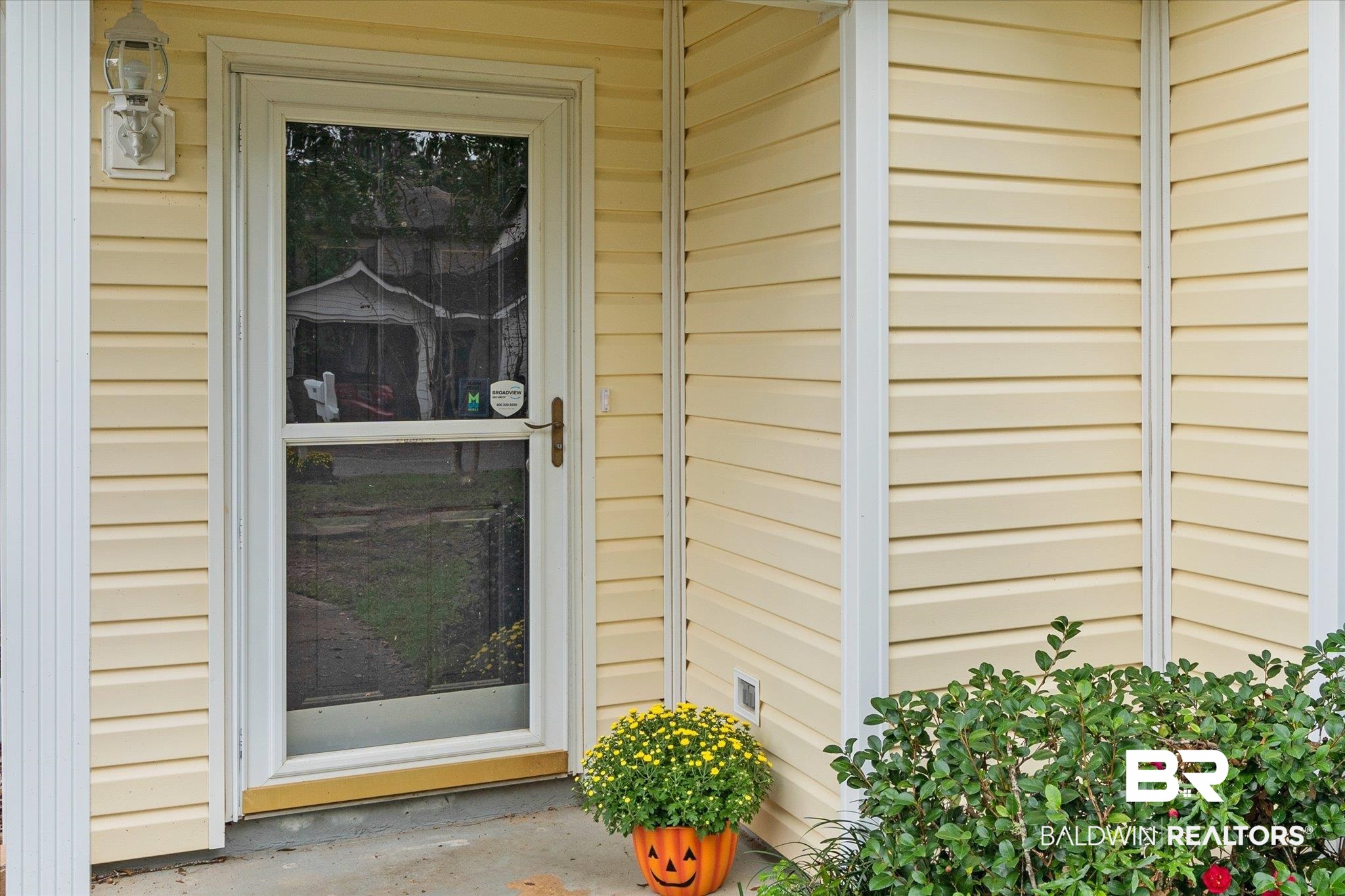 6352 Burnham Wood Place Mobile, AL 36608 - Photo 2 of 24