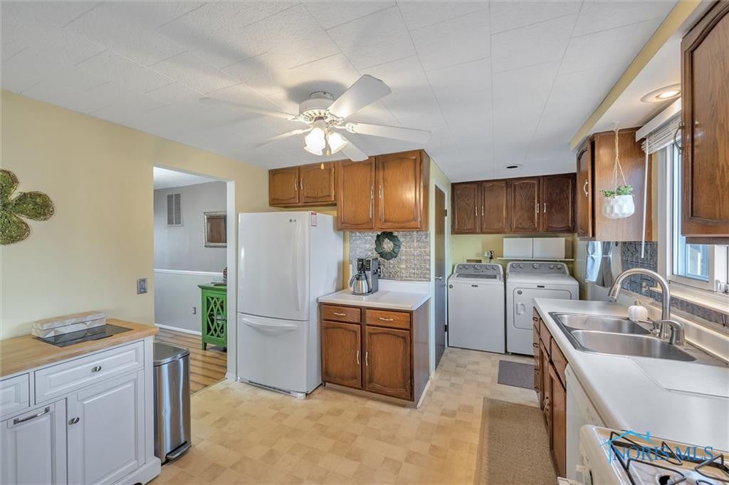 2054 Bromford Road Maumee, OH 43537 - Photo 14 of 24 Gallery Image 14