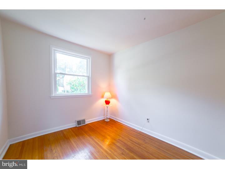 332 Rittenhouse Circle Havertown, PA 19083 - Photo 7 of 12 Bedroom