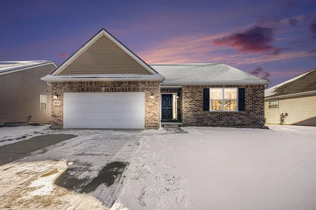 $390,000 | 8876 Creekway Drive, Ypsilanti, MI 48197