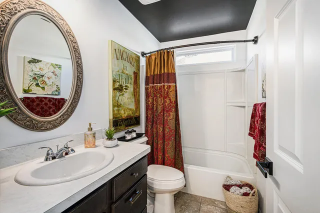 $390,000 | 8876 Creekway Drive, Ypsilanti, MI 48197