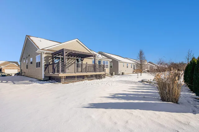 $390,000 | 8876 Creekway Drive, Ypsilanti, MI 48197