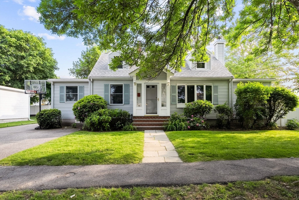 15 University Road Arlington, MA 02474 - Photo 1 of 39