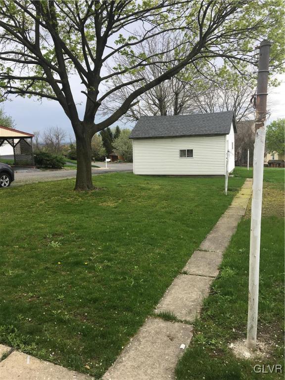 5165 Springmill Road Whitehall, PA 18052 - Photo 11 of 37 Gallery Image 11