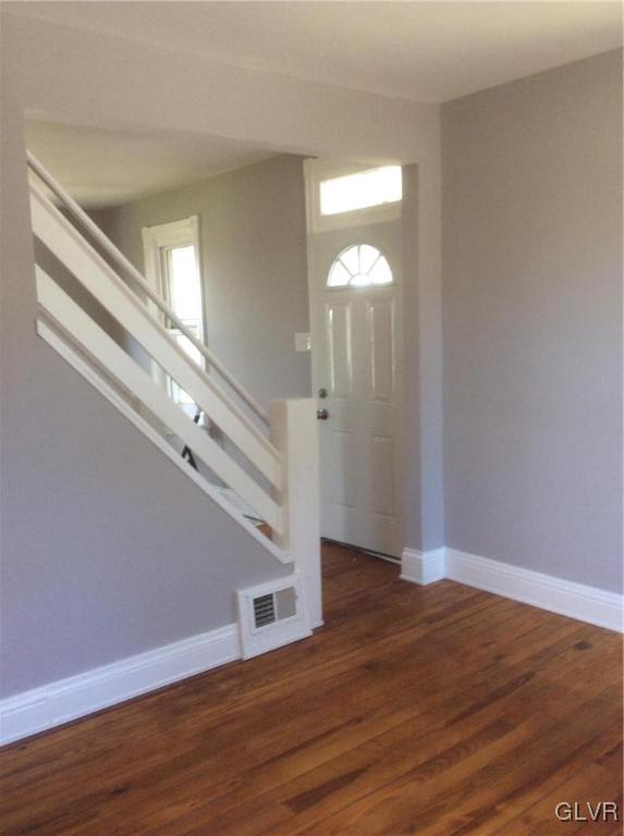 5165 Springmill Road Whitehall, PA 18052 - Photo 13 of 37 Gallery Image 13