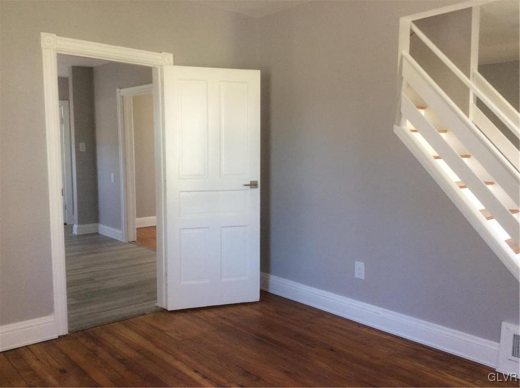 5165 Springmill Road Whitehall, PA 18052 - Photo 15 of 37 Dining Room