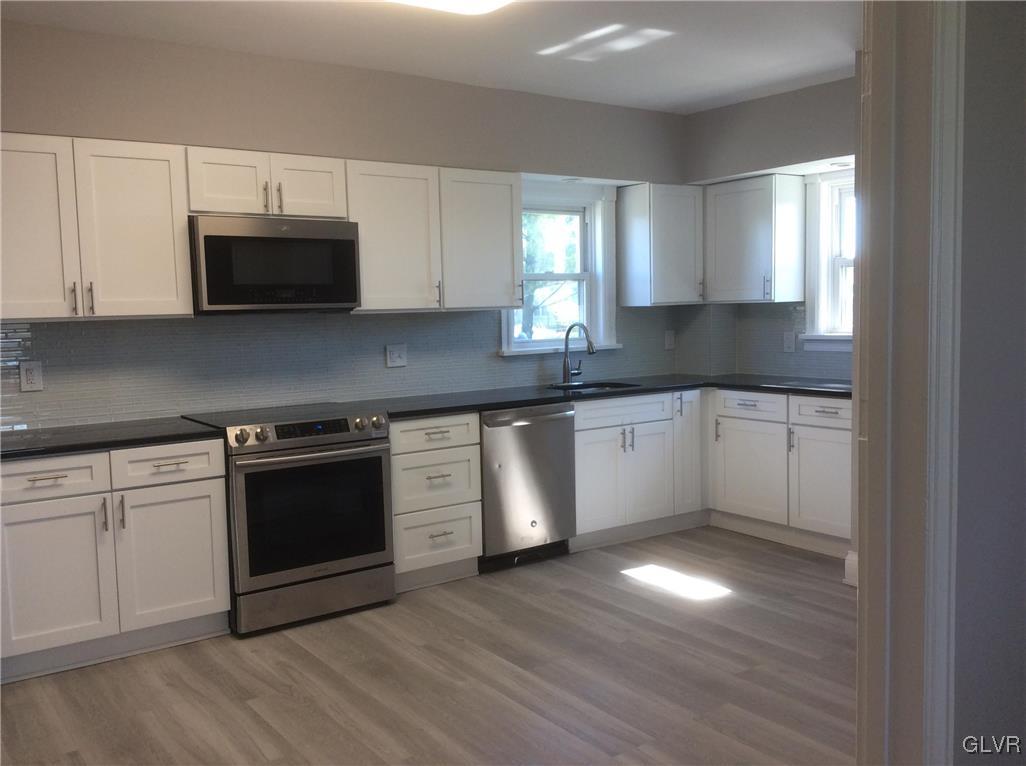 5165 Springmill Road Whitehall, PA 18052 - Photo 19 of 37 Gallery Image 19