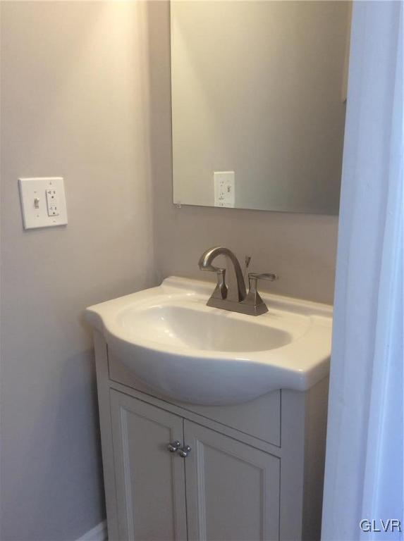 5165 Springmill Road Whitehall, PA 18052 - Photo 23 of 37 New half bathroom.