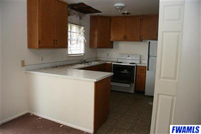 1608 Hobson Road Fort Wayne, IN 46805 - Photo 4 of 8
