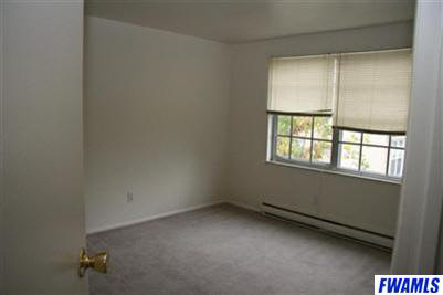 1608 Hobson Road Fort Wayne, IN 46805 - Photo 6 of 8