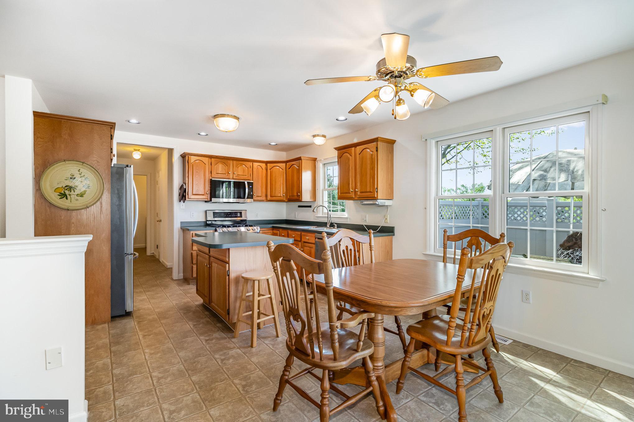 2321 Raleigh Road Hummelstown, PA 17036 - Photo 10 of 41 Breakfast Nook