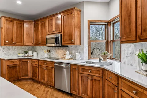 $1,100,000 | 1360 Zircon Lane, Plymouth, MN 55447