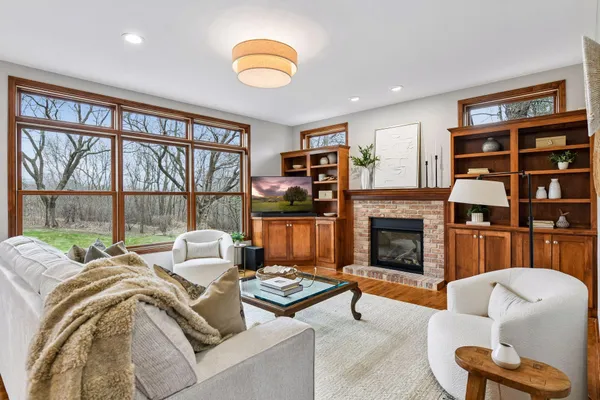 $1,100,000 | 1360 Zircon Lane, Plymouth, MN 55447