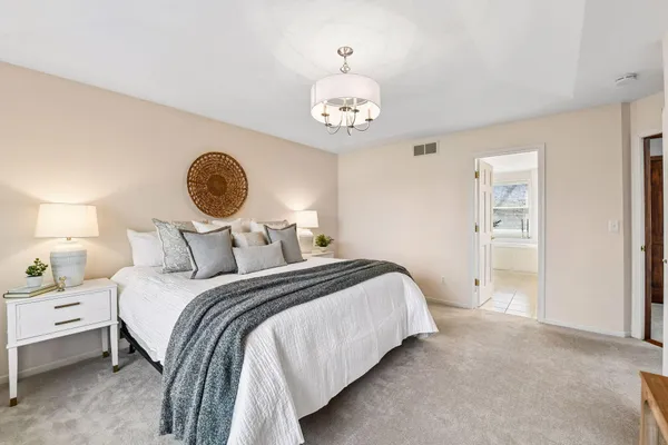 $1,100,000 | 1360 Zircon Lane, Plymouth, MN 55447