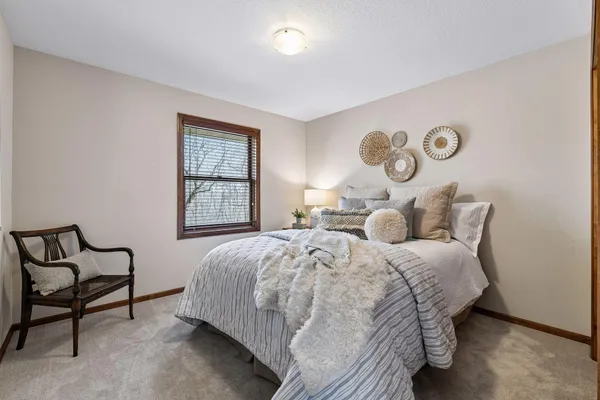 $1,100,000 | 1360 Zircon Lane, Plymouth, MN 55447