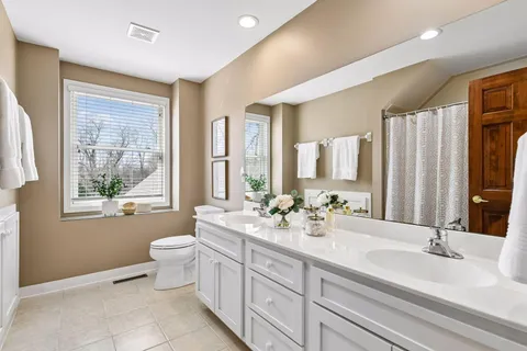 $1,100,000 | 1360 Zircon Lane, Plymouth, MN 55447