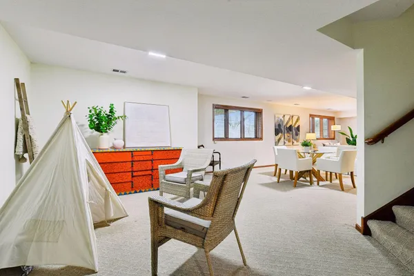 $1,100,000 | 1360 Zircon Lane, Plymouth, MN 55447