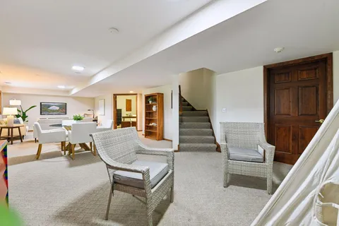 $1,100,000 | 1360 Zircon Lane, Plymouth, MN 55447