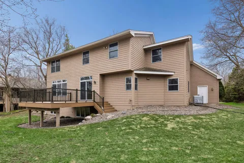 $1,100,000 | 1360 Zircon Lane, Plymouth, MN 55447