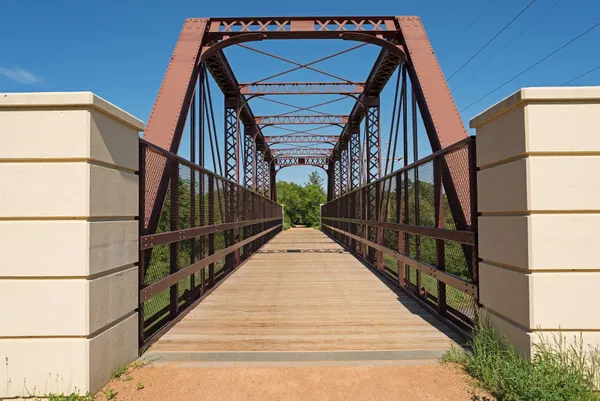 $1,100,000 | 1360 Zircon Lane, Plymouth, MN 55447